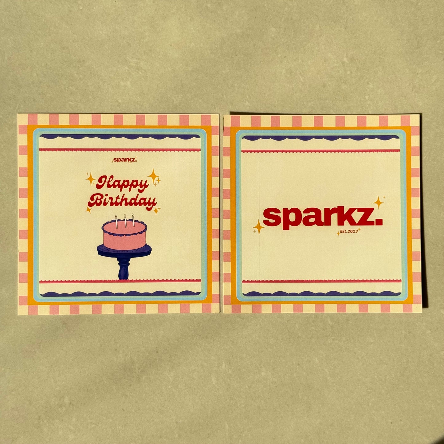 بطاقة تهنئة كبيرة ليوم الميلاد