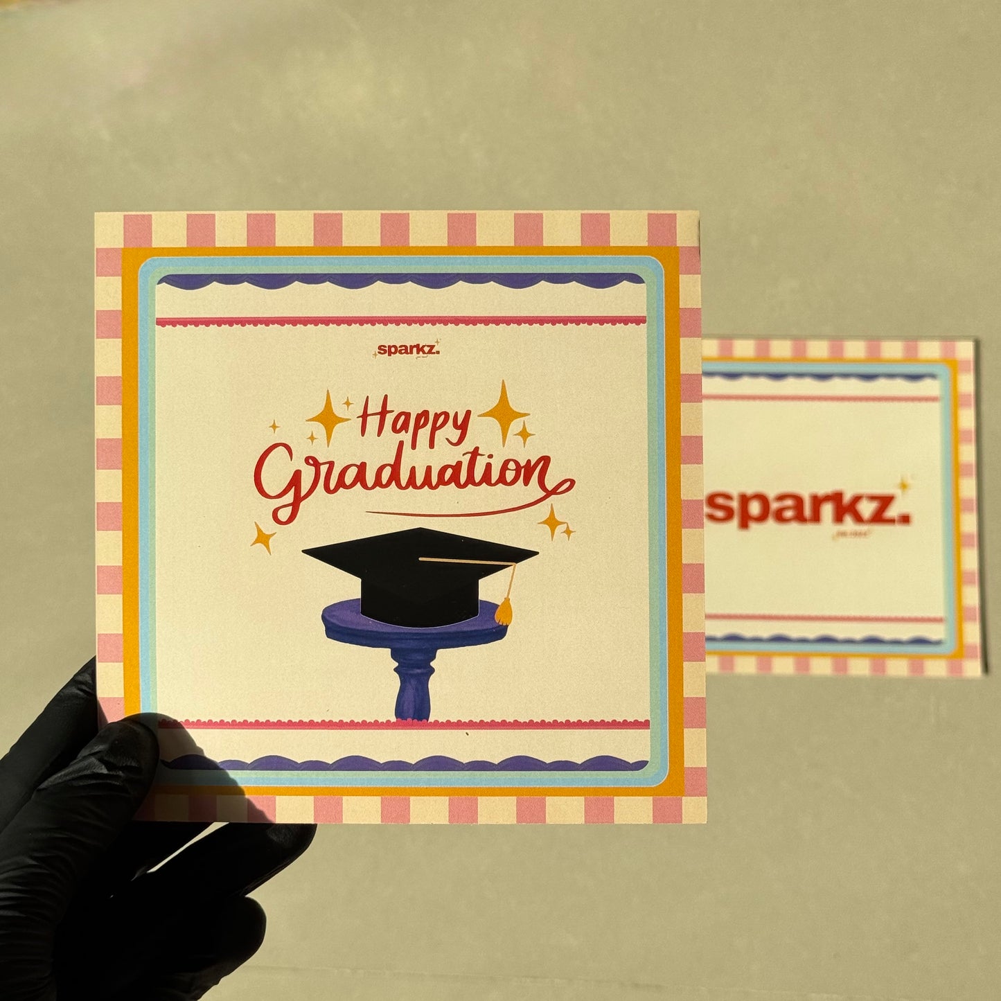 بطاقة تهنئة كبيرة للتخرج 